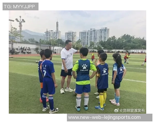 追逐梦想的绿茵之路我想成为一名优秀的足球教练 追逐梦想的绿茵之路我想成为一名优秀的足球教练